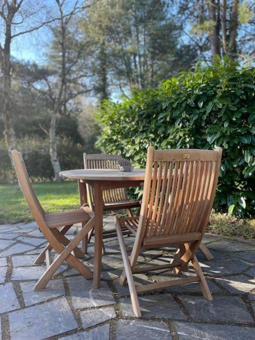 Le Rosa: Villa De Charme Entre Mer Et Pinede 퀜드 외부 사진